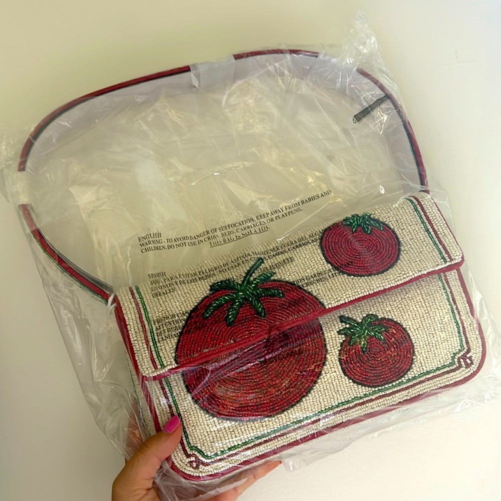 STAUD TOMMY BEADED BAG TOMATO